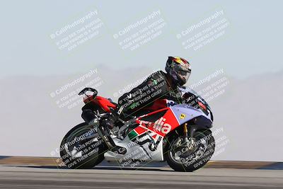 media/Dec-01-2025-Moto Forza (Mon) [[2daa91e15f]]/2-Intermediate Group/Session 2 Turn 9 Entry/